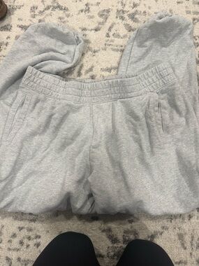 Women’s Light Gray Sweatpants Aerie